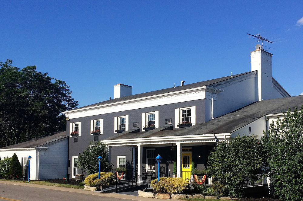 The Aurora Inn Hotel And Event Center Zewnętrze zdjęcie
